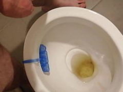 Small Dick Pissing