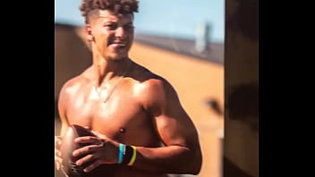 Patrick Mahomes gay cum tribute