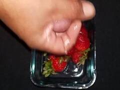 Craving Cum cream on my strawberries. Que rico.