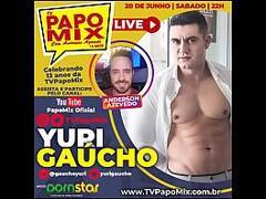 TBTPapoMix  Yuri Gauacutecho fala sobre os stripper virtual 