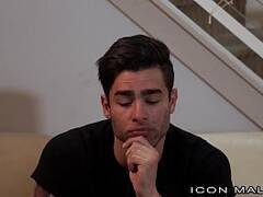 IconMale Sucking On That Straight Dick
