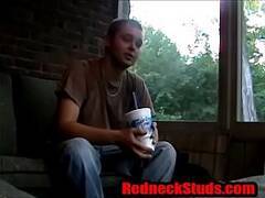 Tweeker redneck shoots his load  RedneckStuds.com
